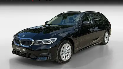 Zwart Gebruikt 2021 BMW 330 Executive Stationwagen | € 28.945 (Super prijs)
