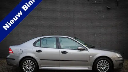Occasion Saab 9-3 Vector 176 PK (129 kW) 2003 Grijs (metallic) Sedan