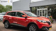 Rood Gebruikt 2016 Renault Kadjar Intens SUV | € 9.500 (Goede deal)