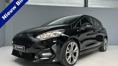 Zwart Gebruikt 2019 Ford Fiesta ST-Line Hatchback | € 12.999 (Eerlijke prijs)