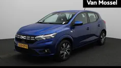 Blauw Gebruikt 2024 Dacia Sandero Expression Hatchback | € 19.935 (Eerlijke prijs)