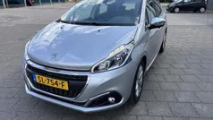 Grijs Gebruikt 2018 Peugeot 208 Allure Hatchback | € 11.500 (Eerlijke prijs)