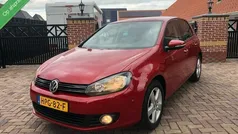 Rood Gebruikt 2010 VW Golf VI Team Hatchback | € 5.995 (Eerlijke prijs)