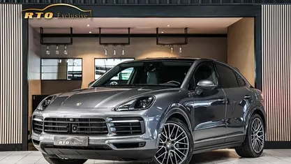 Grijs Gebruikt 2022 Porsche Cayenne Chrono SUV | € 75.000 (Eerlijke prijs)