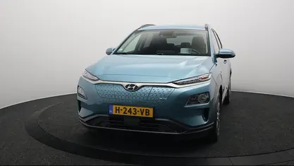 Blauw Occasion 2020 Hyundai Kona Premium SUV | € 17.845 (Eerlijke prijs)