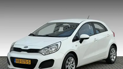 Occasion 2016 Kia Rio Hatchback | € 8.895 (Eerlijke prijs)