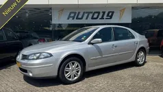 Grijs Gebruikt 2006 Renault Laguna II Initiale Hatchback | € 2.919