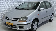 Grijs Gebruikt 2000 Nissan Almera Tino MPV | € 1.499 (Eerlijke prijs)