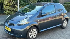 Grijs Gebruikt 2009 Toyota Aygo Hatchback | € 3.450 (Eerlijke prijs)