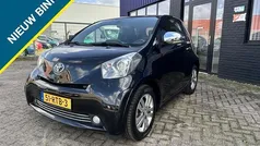 Zwart Gebruikt 2009 Toyota iQ Comfort Hatchback | € 3.149 (Eerlijke prijs)