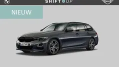 Grijs Gebruikt 2022 BMW 330 Comfort Edition Stationwagen | € 37.940 (Eerlijke prijs)