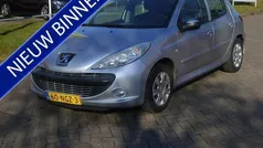 Grijs Gebruikt 2010 Peugeot 206+ Hatchback | € 2.975 (Eerlijke prijs)