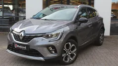 Grijs Gebruikt 2020 Renault Captur Intens SUV | € 19.895 (Eerlijke prijs)