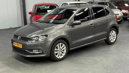 Gebruikt 2015 VW Polo Comfortline Hatchback | € 6.249 (Eerlijke prijs)