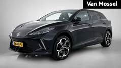 Zwart Gebruikt 2023 MG MG4 EV Luxury Hatchback | € 23.995 (Eerlijke prijs)