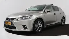 Grijs Gebruikt 2015 Lexus CT200h Executive Line Hatchback | € 14.450 (Goede deal)