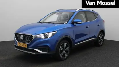 Blauw Occasion 2021 MG ZS Luxury Sedan | € 15.400 (Eerlijke prijs)