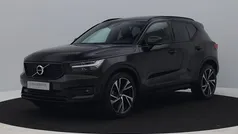 Zwart Gebruikt 2021 Volvo XC40 R-Design SUV | € 28.700 (Eerlijke prijs)
