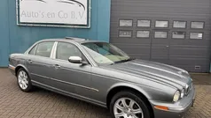 Grijs, metallic lak Gebruikt 2003 Jaguar XJ Executive Sedan | € 8.750 (Eerlijke prijs)