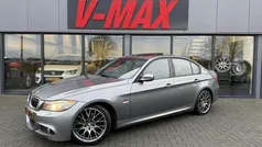 Grijs Gebruikt 2011 BMW 318 M Sport Sedan | € 7.950 (Eerlijke prijs)