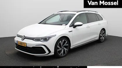 Wit Occasion 2021 VW Golf VIII R-line Stationwagen | € 24.900 (Eerlijke prijs)