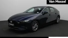 Blauw Gebruikt 2021 Mazda 3 Comfort Hatchback | € 19.900 (Goede deal)