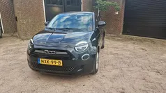 Zwart Gebruikt 2022 Fiat 500e Action Hatchback | € 14.900 (Eerlijke prijs)