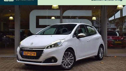 Occasion 2018 Peugeot 208 Allure Hatchback | € 9.403 (Eerlijke prijs)