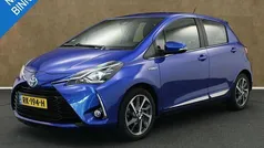 Blauw Gebruikt 2017 Toyota Yaris Premium Hatchback | € 13.250 (Eerlijke prijs)