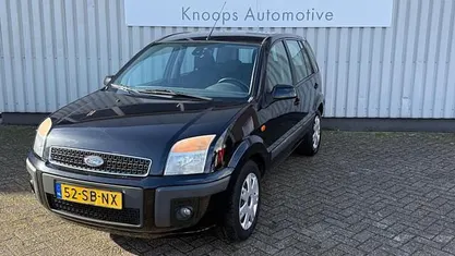 Occasion 2005 Ford Fusion Ghia Hatchback | € 3.945 (Eerlijke prijs)