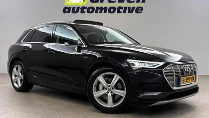 Occasion Audi e-tron Basis 230 kW (313 PK) 2019 Zwart (metallic) SUV