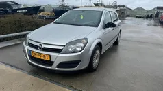 Gebruikt 2004 Opel Astra Essentia Hatchback | € 1.250 (Eerlijke prijs)