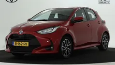 Gebruikt 2022 Toyota Yaris Hybrid Hatchback | € 22.945 (Eerlijke prijs)