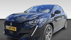 Zwart Gebruikt 2021 Peugeot e-208 Allure Hatchback | € 14.930 (Super prijs)