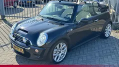 Zwart, metallic lak Gebruikt 2007 Mini Cooper S Cabriolet Chili Cabriolet | € 7.390 (Eerlijke prijs)