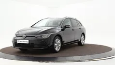Zwart Gebruikt 2023 VW Golf VIII Life Stationwagen | € 25.940 (Eerlijke prijs)