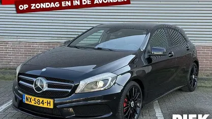 Zwart Gebruikt 2012 Mercedes A250 Ambition Hatchback | € 9.999 (Goede deal)
