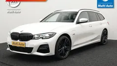 Wit Gebruikt 2022 BMW 320e M Sport Stationwagen | € 27.940 (Super prijs)