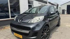Grijs Gebruikt 2010 Peugeot 107 Hatchback | € 1.995 (Eerlijke prijs)