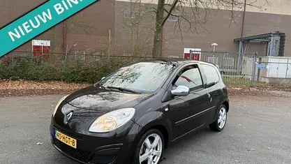 Occasion 2008 Renault Twingo Authentique Hatchback | € 1.999 (Eerlijke prijs)