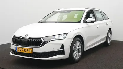 Occasion Skoda Octavia 116 PK (85 kW) 2024 Wit Stationwagen