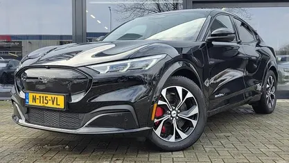 Occasion 2021 Ford Mustang Mach-E SUV | € 24.800 (Goede deal)