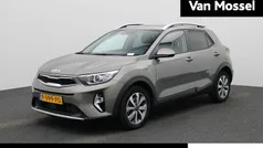 Groen Gebruikt 2022 Kia Stonic SUV | € 18.400 (Goede deal)