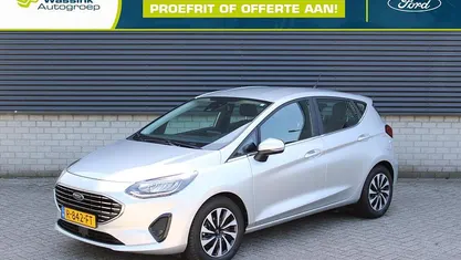 Grijs Gebruikt 2022 Ford Fiesta Titanium Hatchback | € 18.445 (Eerlijke prijs)