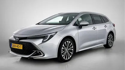 Grijs Gebruikt 2024 Toyota Corolla Hybrid Stationwagen | € 29.450 (Eerlijke prijs)