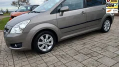 Beige Gebruikt 2007 Toyota Verso Luna MPV | € 3.499 (Eerlijke prijs)