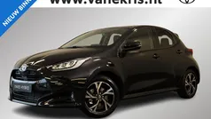 Gebruikt 2025 Toyota Yaris Hybrid Comfort Hatchback | € 31.230 (Eerlijke prijs)
