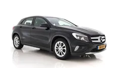 Night black Gebruikt 2015 Mercedes GLA180 SUV | € 12.445 (Eerlijke prijs)