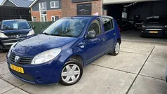 Gebruikt 2009 Dacia Sandero Ambiance Hatchback | € 1.350 (Goede deal)