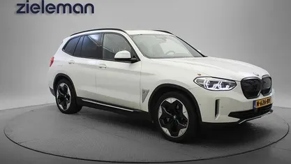 Wit Occasion 2021 BMW iX3 Executive SUV | € 26.345 (Eerlijke prijs)